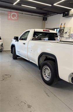 GMC Sierra